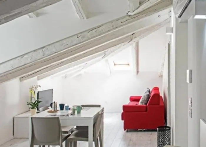 Joivy Apartments - Trieste Goldoni
